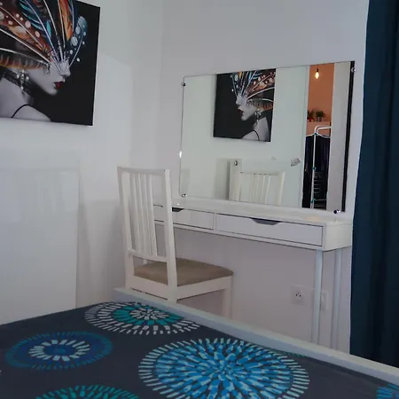 公寓 Chaleureux A 10 Minutes De La Defense 楠泰尔